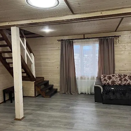 шпінь 3 別荘 ボロフタ