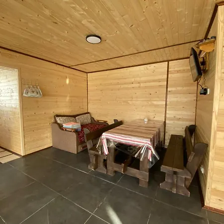 別荘 шпінь 3 *